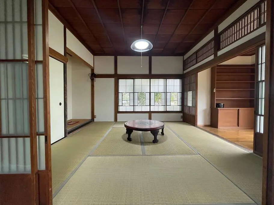 Apartment 【 円 Madoka 】逗子鎌倉で暮らすように過ごす一棟貸し宿泊施設​ Zushi Japan